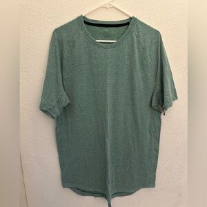 Men’s Lululemon Tshirt